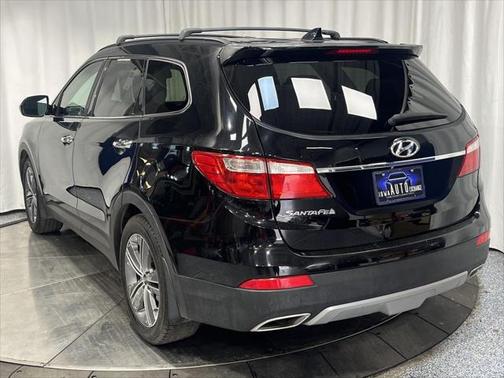 2016 Hyundai SANTA FE SE