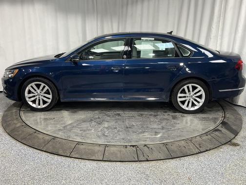 2019 Volkswagen Passat 2.0T Wolfsburg Edition