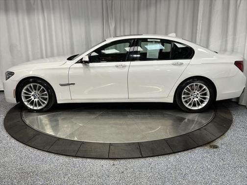 2013 BMW 750 i xDrive