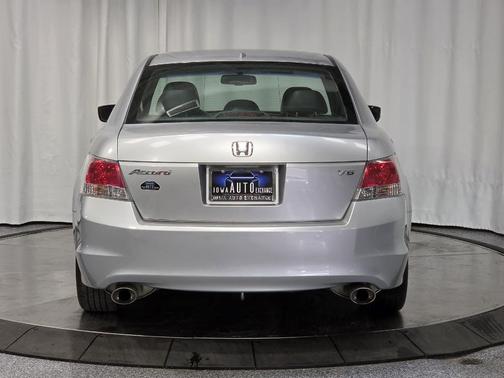 Alabaster Silver Metallic 2010 Honda Accord EX-L