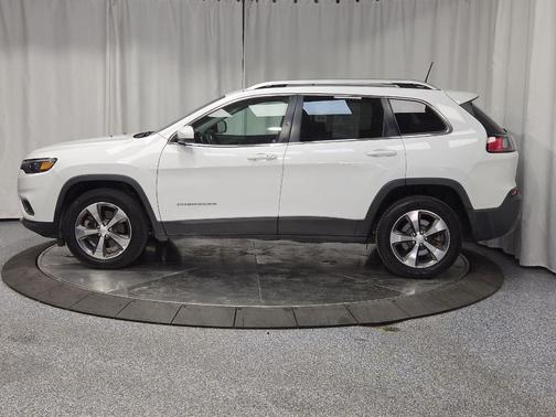 Bright White Clearcoat 2019 Jeep Cherokee Limited