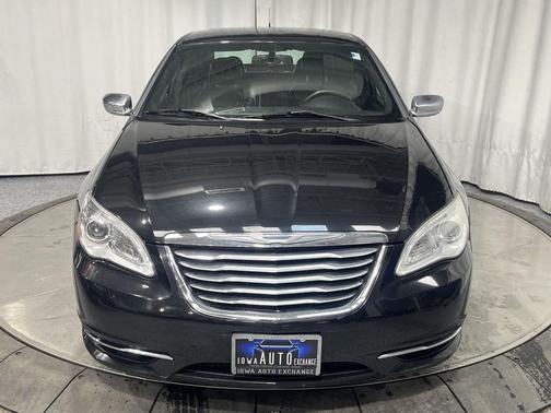 2011 Chrysler 200 Limited