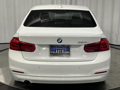 2017 BMW 320 i