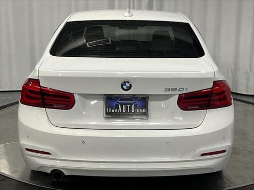 2017 BMW 320 i