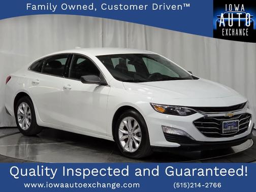 Summit White 2023 Chevrolet Malibu FWD 1LT