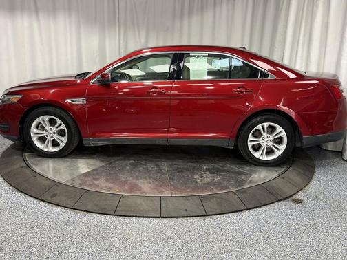 2013 Ford Taurus SEL