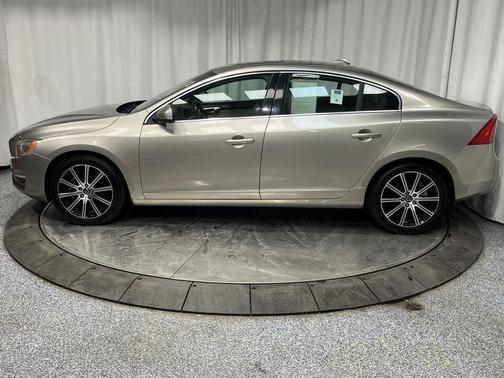 2016 Volvo S60 Inscription T5 Drive-E Platinum