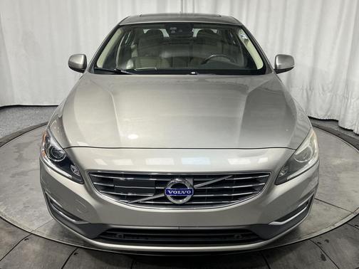 2016 Volvo S60 Inscription T5 Drive-E Platinum