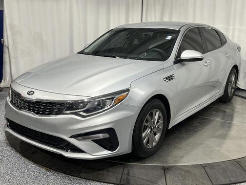 2020 Kia Optima LX