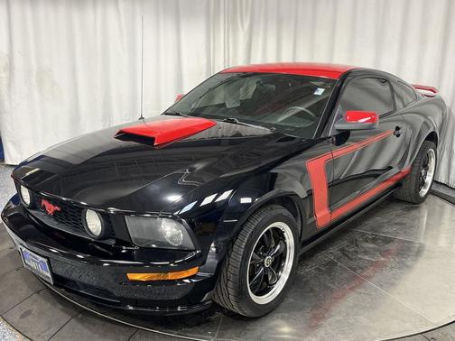 2005 Ford Mustang GT Premium