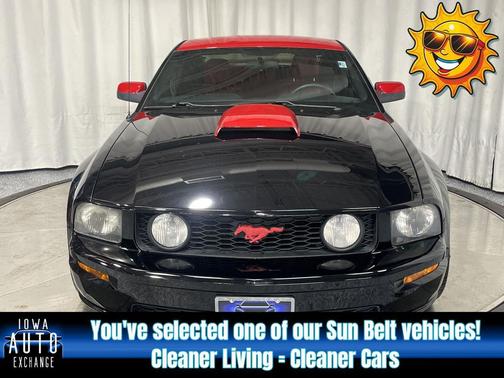 2005 Ford Mustang GT Premium