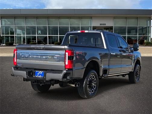 2024 Ford F-250 PLATINUM