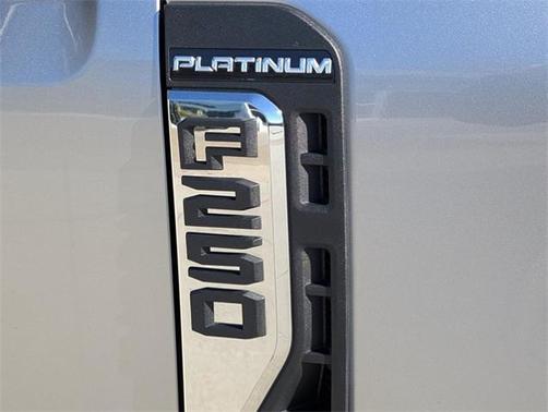 2024 Ford F-250 PLATINUM