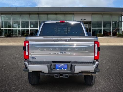 2024 Ford F-250 PLATINUM