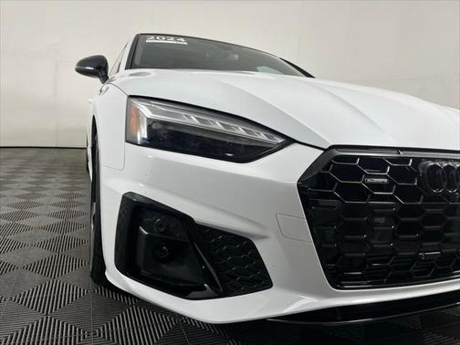 2024 Audi A5 Sportback Premium Plus 45 TFSI quattro S tronic