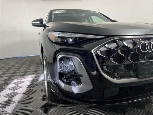 2025 Audi Q5 Premium Plus TFSI quattro S tronic