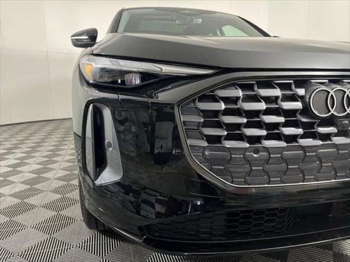 2025 Audi Q5 Premium TFSI quattro S tronic