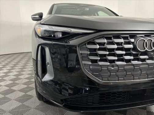 2025 Audi Q5 Premium TFSI quattro S tronic