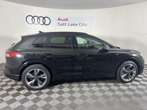 2024 Audi Q4 e-tron Premium 55 quattro