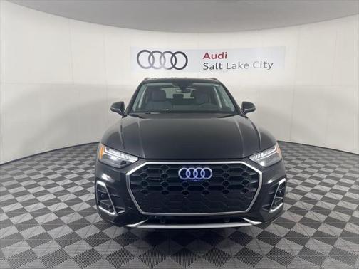 2024 Audi Q5 Prestige 55 TFSI e S line quattro S tronic