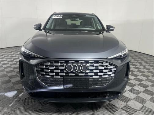 2025 Audi Q5 Premium Plus TFSI quattro S tronic