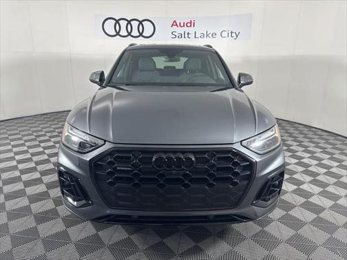 2024 Audi Q5 Premium Plus 55 TFSI e S line quattro S tronic