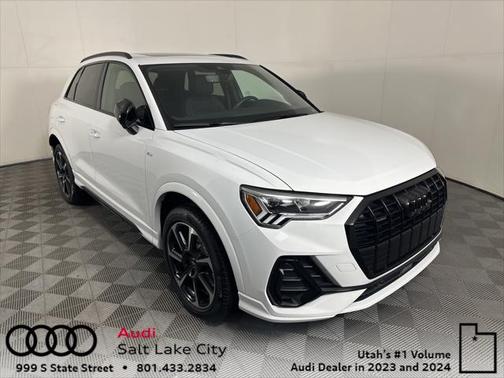 2025 Audi Q3 Premium 45 TFSI S line quattro Tiptronic