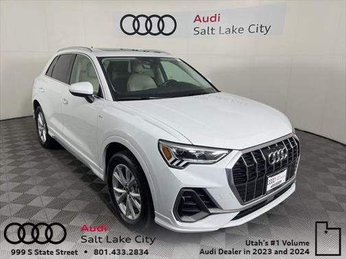 2022 Audi Q3 Premium Plus 45 TFSI S line quattro Tiptronic