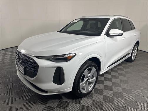 2025 Audi Q5 Premium Plus TFSI quattro S tronic