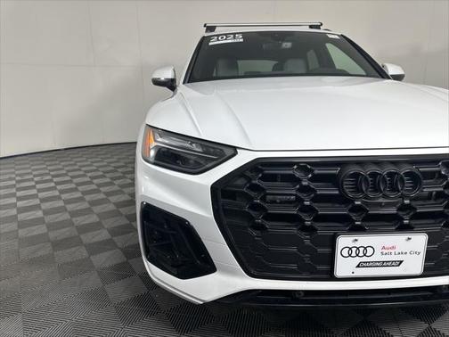 2025 Audi Q5 Premium Plus 55 TFSI e S line quattro S tronic