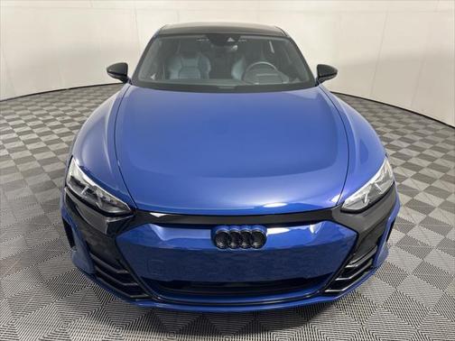 2023 Audi e-tron GT Premium Plus quattro
