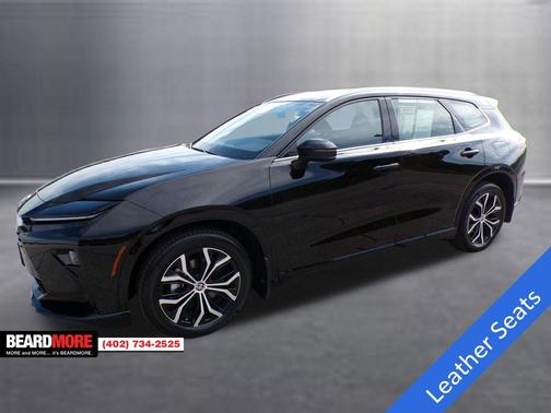 2025 Toyota Crown Signia XLE