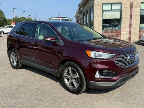 Burgundy 2019 Ford Edge SEL