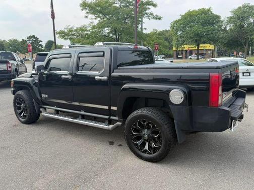 Black 2009 Hummer H3T