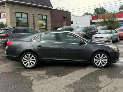 Gray 2014 Chevrolet Malibu 2LT