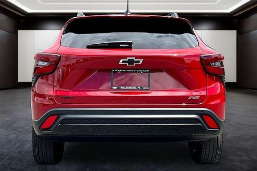Apex Red 2026 Chevrolet Trax FWD 2RS