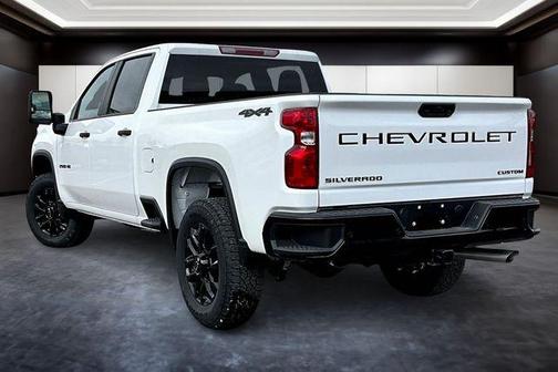 2025 Chevrolet Silverado 2500 Custom