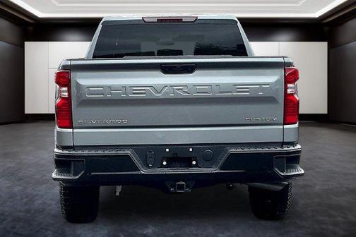 Sterling Gray Metallic 2026 Chevrolet Silverado 1500 Custom Trail Boss