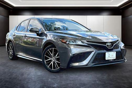 Predawn Gray Mica 2022 Toyota Camry SE