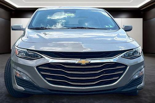 Mineral Gray Metallic 2024 Chevrolet Malibu FWD 2LT