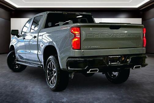 Sterling Gray Metallic 2026 Chevrolet Silverado 1500 LT Trail Boss
