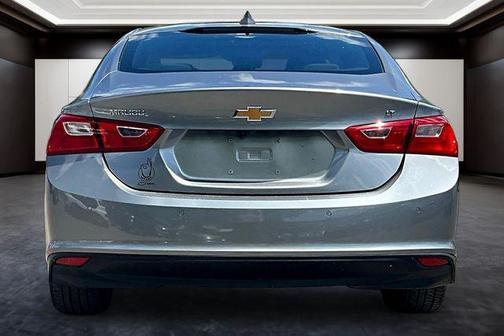 Sterling Gray Metallic 2024 Chevrolet Malibu FWD 1LT