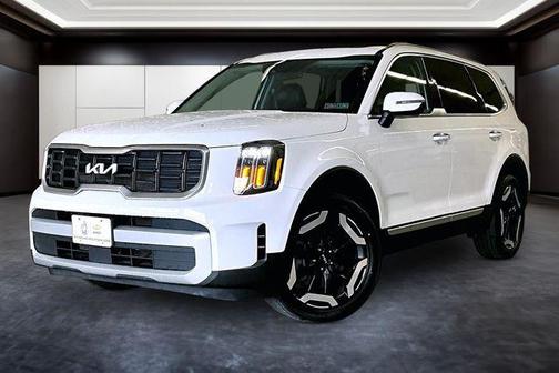 Glacial White Pearl 2025 Kia Telluride S