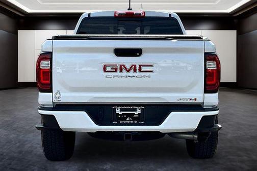 Summit White 2024 GMC Canyon AT4