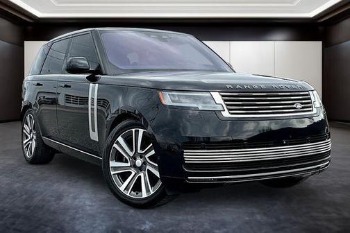 Ligurian Black SV Bespoke Ultra Metallic Gloss 2023 Land Rover Range Rover SV