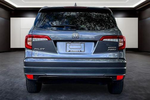 Gray 2022 Honda Pilot AWD Special Edition