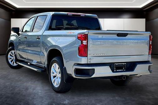 Sterling Gray Metallic 2024 Chevrolet Silverado 1500 Custom
