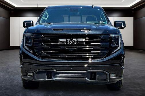 Onyx Black 2024 GMC Sierra 1500 Elevation