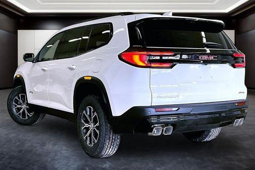 2026 GMC Acadia AT4 AWD
