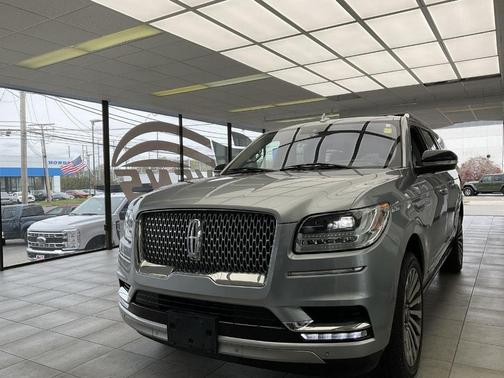 Silver Radiance 2020 Lincoln Navigator L Reserve